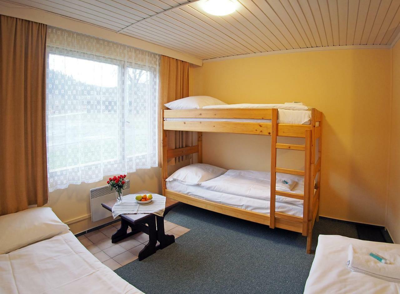Pod Javorem Velké Karlovice Exterior photo