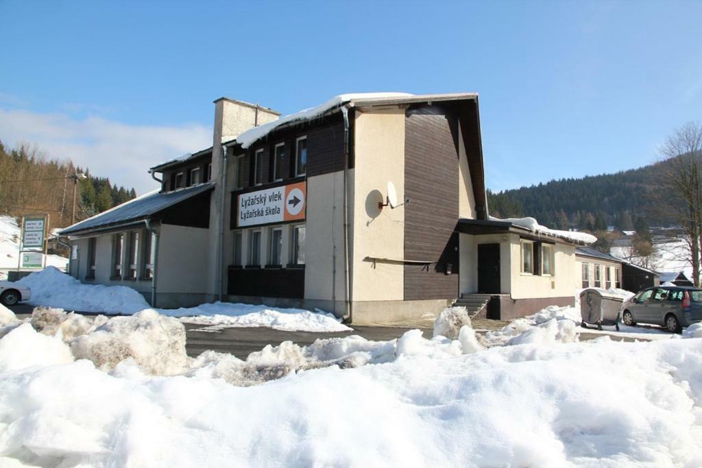Pod Javorem Velké Karlovice Exterior photo